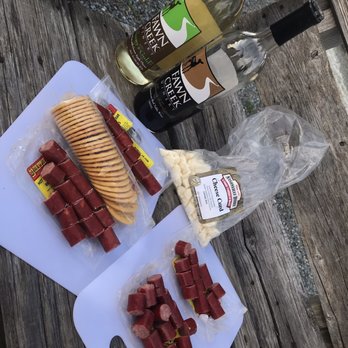 This & That Wisconsin Store - Curds, meat sticks , Cab & Granny Apple Wine - Gift Shops Near Me - Stratford, Wisconsin This & That Wisconsin Store - Curds, meat sticks , Cab & Granny Apple Wine - Gift Shops Near Me - Stratford, Wisconsin