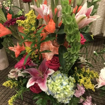 Don Lyn Florist - Florists Near Me - Zachary, Louisiana Don Lyn Florist - Florists Near Me - Zachary, Louisiana