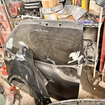 Beverly Auto Body - Here's the old liftgate, found out that rear auto glass is $300, going to keep this as a spare. - Body Shops Near Me - Los Angeles, California Beverly Auto Body - Here's the old liftgate, found out that rear auto glass is $300, going to keep this as a spare. - Body Shops Near Me - Los Angeles, California