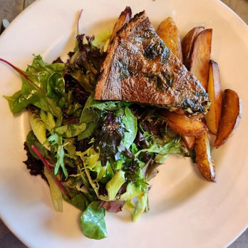 Stonehorse Cafe - Quiche Florentine - New American Near Me - Tulsa, Oklahoma