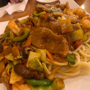  Noodles & Baos - Chinese Near Me - El Paso, Texas