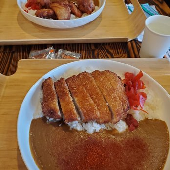 Curry Life - Chicken Karaage with Veggie Curry (top) and Chicken Katsu with Beef Curry (bottom) - Japanese Curry Near Me - San Jose, California Curry Life - Chicken Karaage with Veggie Curry (top) and Chicken Katsu with Beef Curry (bottom) - Japanese Curry Near Me - San Jose, California