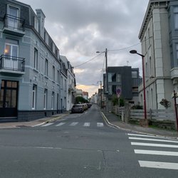 Hôtel des Arts - View up street outside hotel (on left)