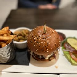 Greenview Bar & Grill - Fuego Burger 3/5, Fries and Panko Fried Jalapeño 5/5