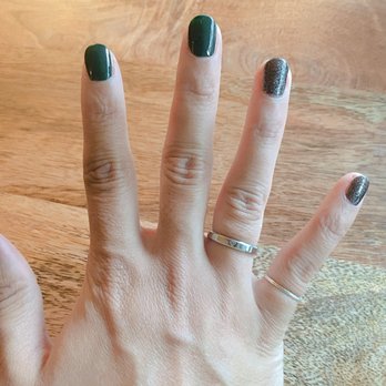 Gingerslam Nail Bar - Regular manicure - Nail Salons Near Me - Chicago, Illinois