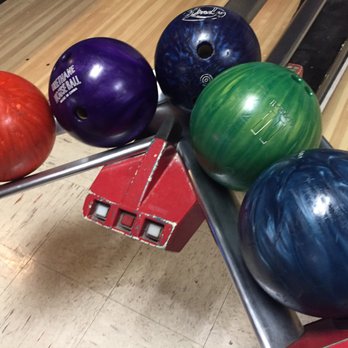 20th Century Bowling - Lots of balls - Bowling Near Me - Bellingham, Washington