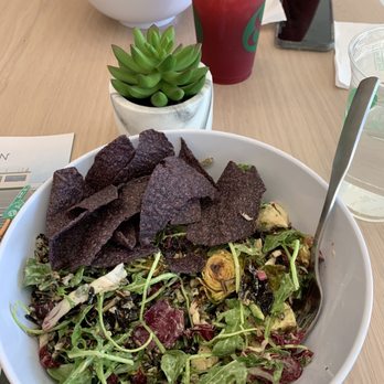 Crisp & Green - Salad Near Me - Omaha, Nebraska