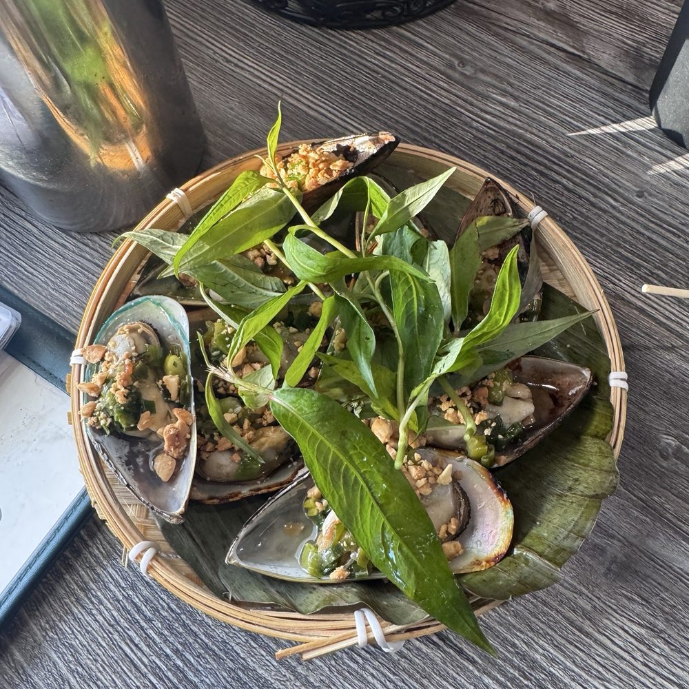 Oc Mien Tay - Mussels Green Onion - Seafood Near Me - Milpitas, California Oc Mien Tay - Mussels Green Onion - Seafood Near Me - Milpitas, California