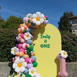 Boom Balloon - Balloon decor for the first birthday party