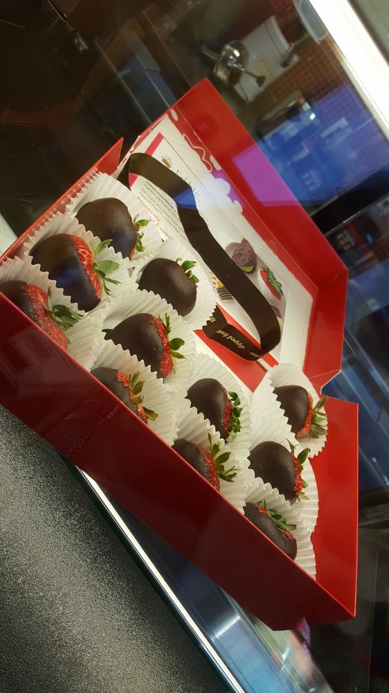 EDIBLE ARRANGEMENTS Updated August 2024 1690 SE Delaware Ave