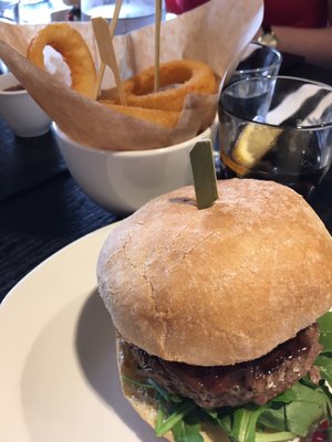 Ellis Gourmet Burger Bastille by null