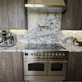Kitchen Cabinets Express - Custom cabinetry that makes cooking so functional. - General Contractors Near Me - Buena Park, California