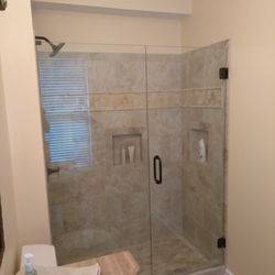 Atlanta Glass Company - Frameless Shower Door