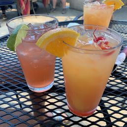 Seaside mimosa and Vampire in the sun Seaside mimosa and Vampire in the sun