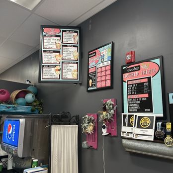 Berries-n-Cream - Fan favorites - Desserts Near Me - St. George, Utah