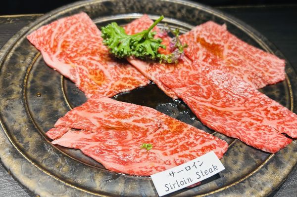 松阪牛焼肉 M 難波店 by null