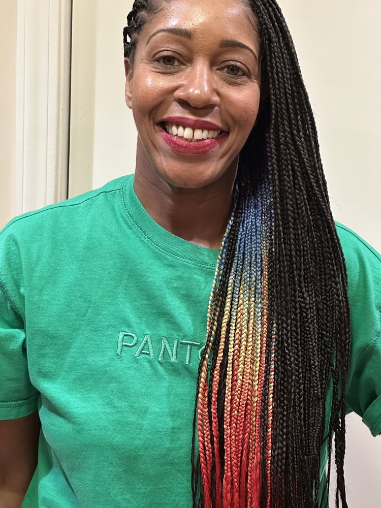 The Digital Scissors: Navigating the Complex World of Yelp Hair Stylist Reviews