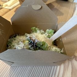 Little Goat - I order my food and they serve me after 20 minutes and I'm a package to go...