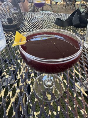 Streetcar Taps & Garden by null