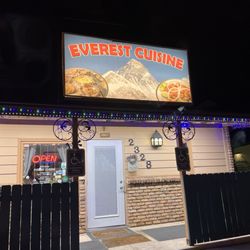 Everest Cuisine