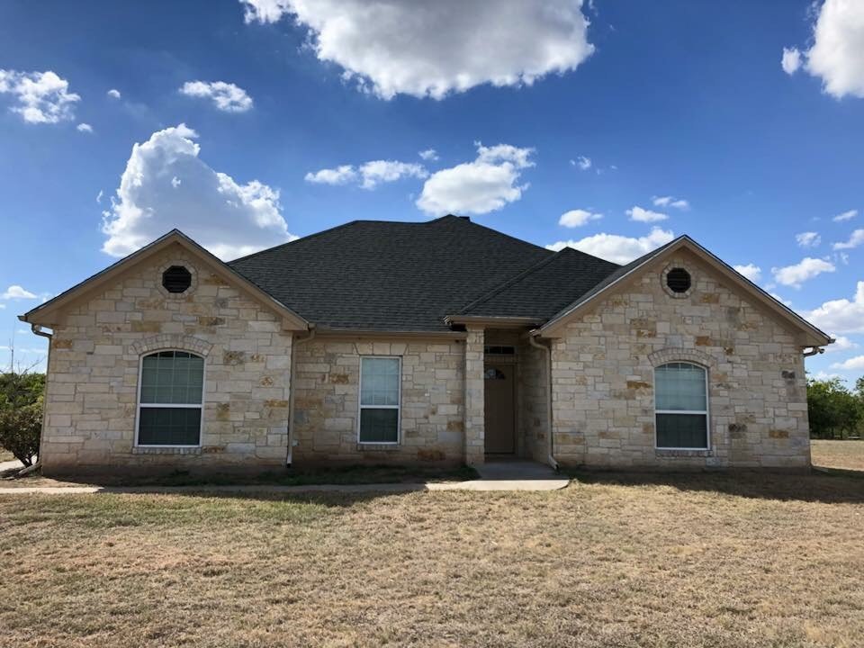 Slide of Castillo Roofing Solutions