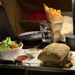 Brussels Bistro - Burger