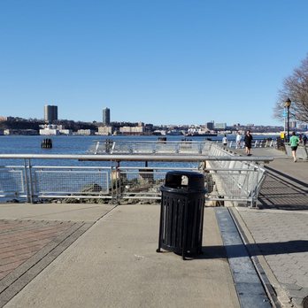 Hudson River Greenway - Parks Near Me - New York, New York
