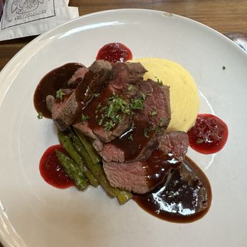 Kryp In - Deer with potatoes and asparagus - Scandinavian Near Me - Stockholm, Alberta Kryp In - Deer with potatoes and asparagus - Scandinavian Near Me - Stockholm, Alberta