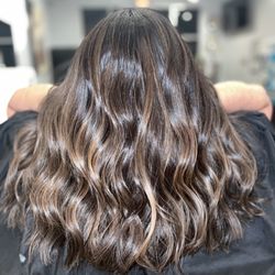 Vanidad Real Style Salon - Balayage