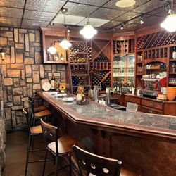 Anna's Ristorante Pasta Vino & Pizza