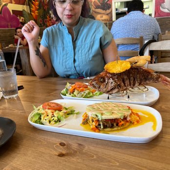 Sabor Colombia - Fried fish and beef arepa - Colombian Near Me - Austin, Texas Sabor Colombia - Fried fish and beef arepa - Colombian Near Me - Austin, Texas