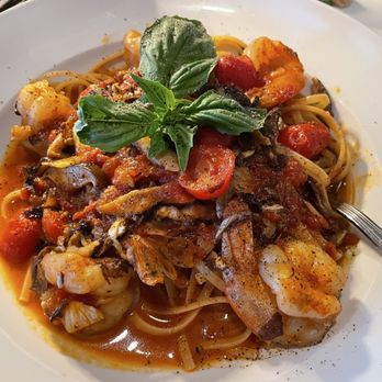 Remi’s Ristorante - Linguine Prezzo - Italian Near Me - Warren, New Jersey