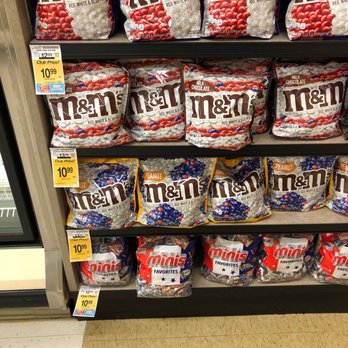 Safeway - Red white and blue m & m's - Grocery Near Me - Cortez, Colorado