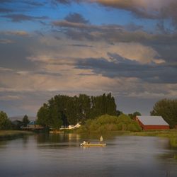 Circle Seven Guest Ranch - Fishing on the middle Fall River