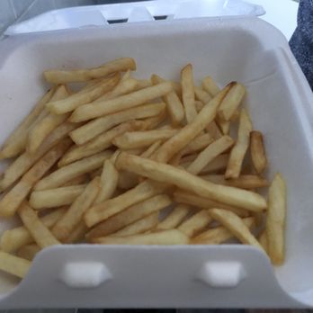 Pita & Grill - Cold tasteless fries. This is suppose to be a large order of fries. Don't order...don't waste your money. - Mediterranean Near Me - Mississauga, Ontario