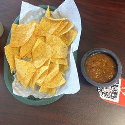El Potrero Restaurante Y Taqueria - Complimentary Chips & Salsa