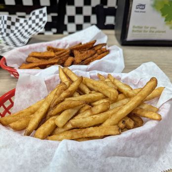 Sliders Burger - Crispy fries - Burgers Near Me - San Jose, California Sliders Burger - Crispy fries - Burgers Near Me - San Jose, California