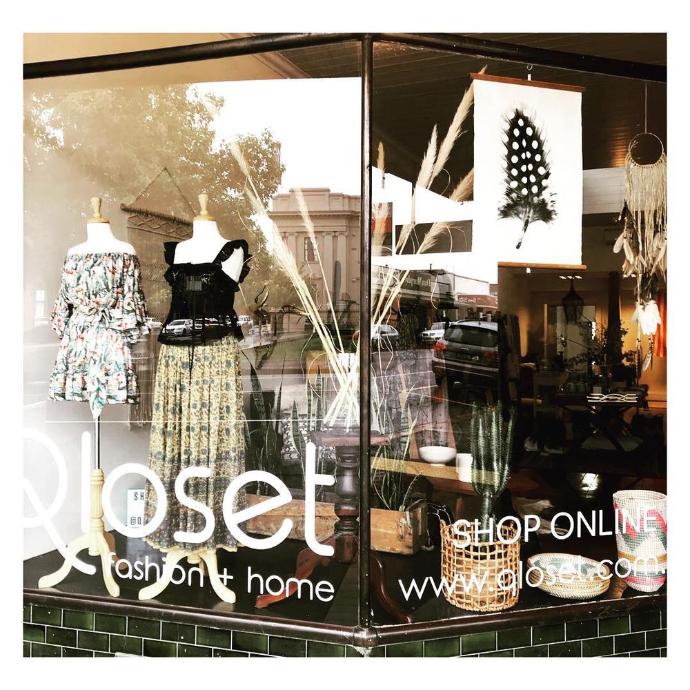 QLOSET 174 Pakington St, Geelong West Victoria, Australia Women's