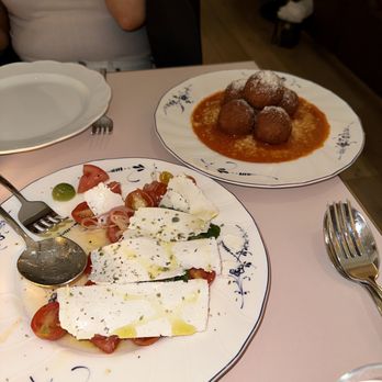 Funke - Meatballs and an amazing salad - Italian Near Me - Beverly Hills, California