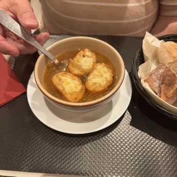 Chez Barbara - Onion Soup - French Near Me - Paris, 75