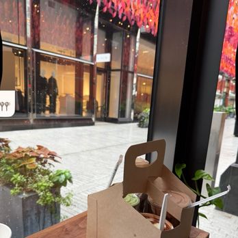 Fruitive - Healthy Food & Smoothies - Juice Bars & Smoothies Near Me - Washington, DC, District of Columbia