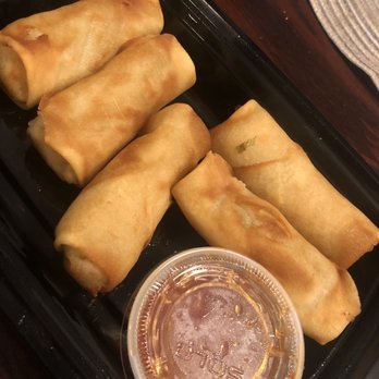 Yin Ji Chang Fen - Berkeley - Fried Egg Roll but actually spring rolls - Cantonese Near Me - Berkeley, California Yin Ji Chang Fen - Berkeley - Fried Egg Roll but actually spring rolls - Cantonese Near Me - Berkeley, California