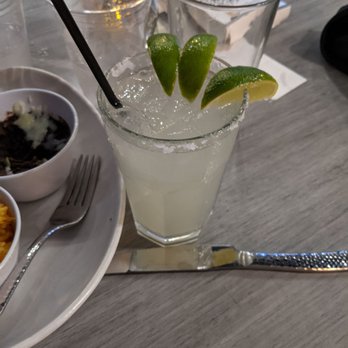Mill's Modern Social - Reg margarita, not bad, could be better - Wine Bars Near Me - Tempe, Arizona