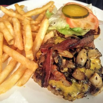 Uncle Joes Family Restaurant - Joe's Burger & Super Crispy Fries - Breakfast & Brunch Near Me - Markham, Ontario