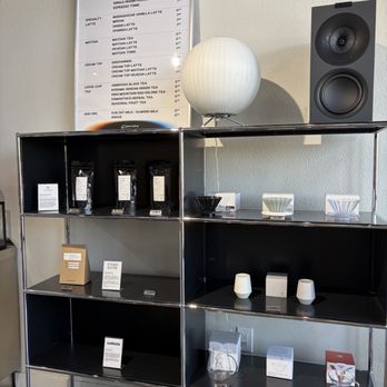 Commons Cafe - Inside - Coffee & Tea Near Me - Irvine, California