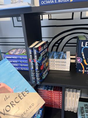 Harriett's Bookshop by null