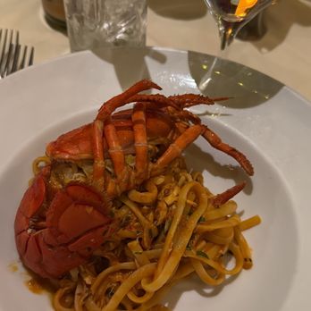 Il Pastaio - Linguine con Crostacei - Italian Near Me - Beverly Hills, California