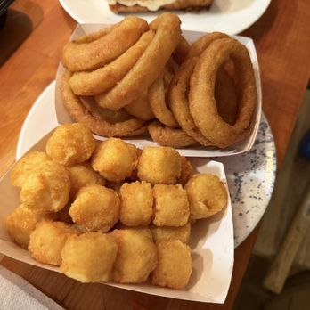 Nitwit Grill - Onion Rings and Tater Tots - Food Trucks Near Me - Shamong, New Jersey Nitwit Grill - Onion Rings and Tater Tots - Food Trucks Near Me - Shamong, New Jersey