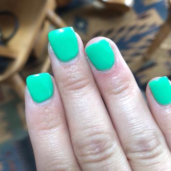 Nail Salon Tech - Nail Salons Near Me - Brighton, Michigan