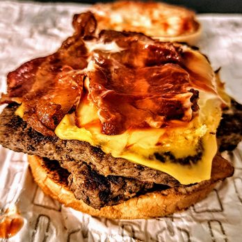 Wendy's - Baconator® A half-pound* of fresh beef, American cheese, 6 pieces of crispy Applewood smoked bacon, ketchup, and mayo. 960 cal - Burgers Near Me - Haverford, Pennsylvania Wendy's - Baconator® A half-pound* of fresh beef, American cheese, 6 pieces of crispy Applewood smoked bacon, ketchup, and mayo. 960 cal - Burgers Near Me - Haverford, Pennsylvania